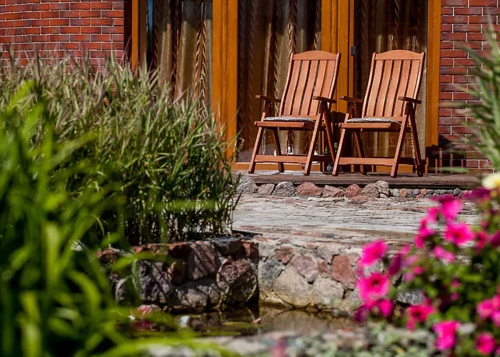 Sraige מלון דירות 3*