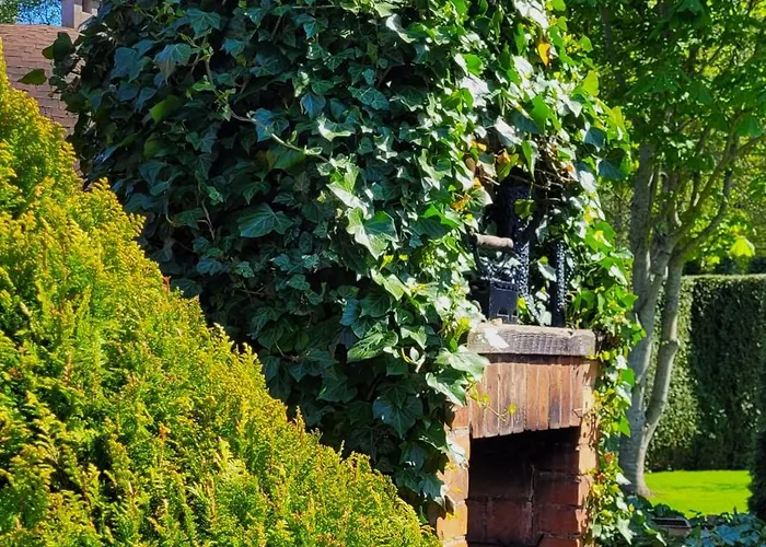 Sraige מלון דירות