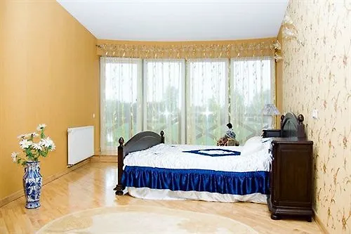 Lägenhetshotell Sraige 3*